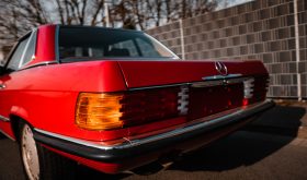 560 SL Signalrot / Leder Dattel wenig km