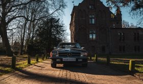 560 SL  in Schwarz 040 mit Leder, Dach Schwarz