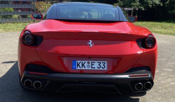 Ferrari Portofino  Rot / Schwarz