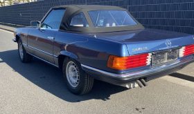 500 SL Lapisblaumet, Leder Grau