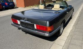 560 SL blauschwarz / Beige