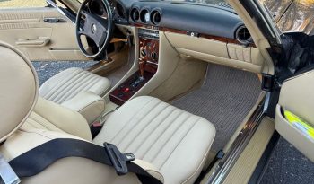 
									Mercedes-Benz SL 300 Blauschwarz / Leder Beige / Automatik voll								