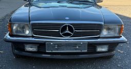 Mercedes-Benz SL 300 Blauschwarz / Leder Beige / Automatik