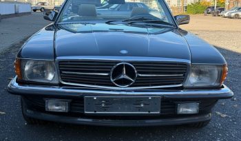 
									Mercedes-Benz SL 300 Blauschwarz / Leder Beige / Automatik voll								