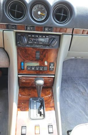 
								560 SL Perlmutgrau / Leder grau voll									