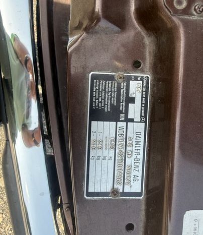 
								Mercedes-Benz SL 280 5 Gang Schaltwagen mit AHK voll									