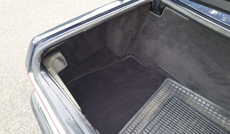 
								Mercedes-Benz SL 500 dunkel Blau / Leder Grau voll									