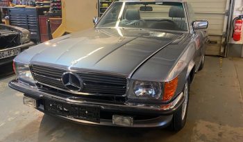 
									560 SL Perlmutgrau / Leder grau voll								