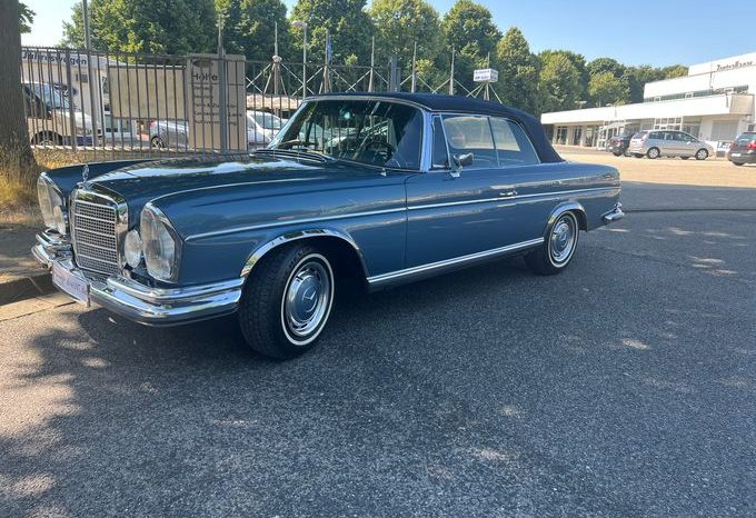 
								Mercedes-Benz 280 SE 3,5 Flachkühler Cabrio voll									