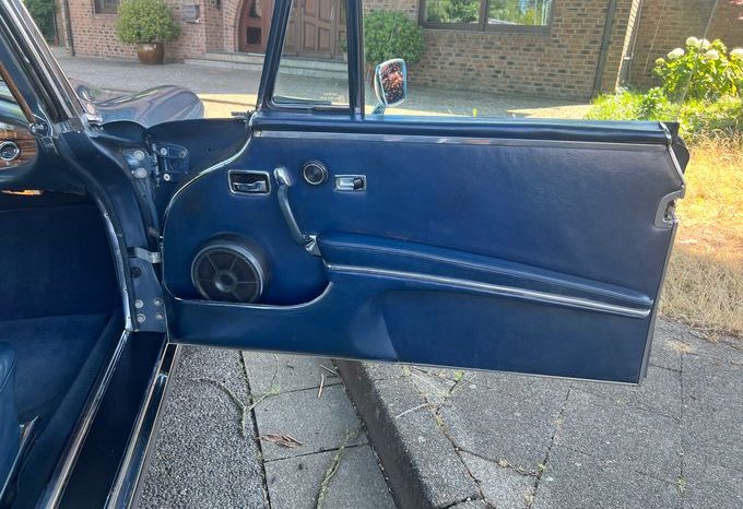 
								Mercedes-Benz 280 SE 3,5 Flachkühler Cabrio voll									