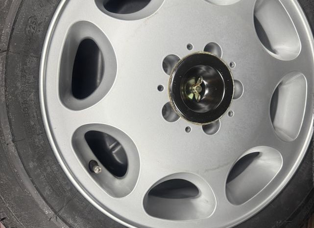 
								Mercedes-Benz SL 320 mit nur 58.643 km TOP Zustand,Deutsch voll									