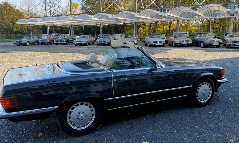 
								Mercedes-Benz SL 300 Blauschwarz/Beige/Automatik/Klima voll									