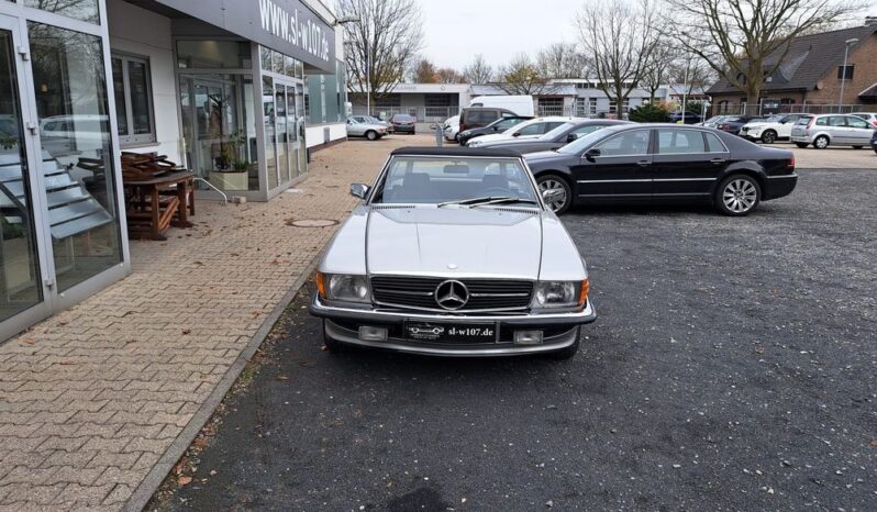 
								560 SL Silber / Mittelrot voll									