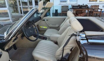 
									Mercedes-Benz SL 300 Blauschwarz/Beige/Automatik/Klima voll								
