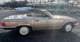 Mercedes-Benz SL 560 Impala / Beige
