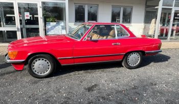 
									Mercedes-Benz SL 560 Signalrot / Leder Dattel voll								