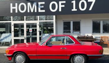 
									Mercedes-Benz SL 560 Signalrot / Leder Dattel voll								