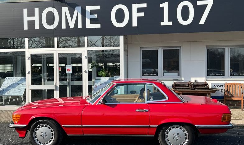 
								Mercedes-Benz SL 560 Signalrot / Leder Dattel voll									
