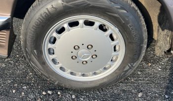 
									Mercedes-Benz SL 560 Impala / Beige voll								