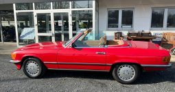 Mercedes-Benz SL 560 Signalrot / Leder Dattel