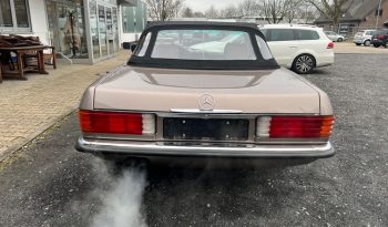 
									Mercedes-Benz SL 560 Impala / Beige voll								