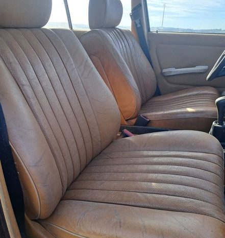 
								Mercedes 250 T aus 1 Hand , Scheckheftgepflegt bei Mercedes Benz voll									