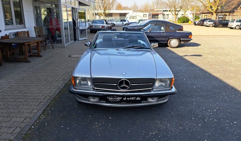 
								Mercedes-Benz SL 300 Silber / Leder schwarz/ Automatik voll									