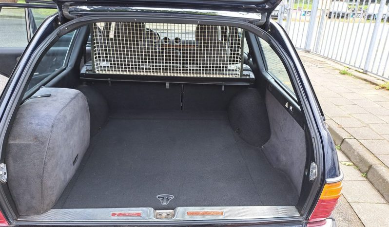 
								Mercedes-Benz 230 TE Automatik,Klimaautomatik,Schiebedach voll									