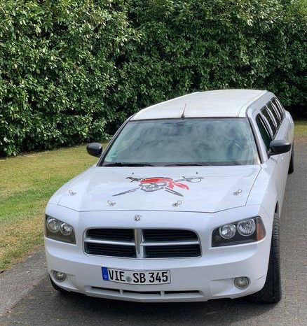 
								Dodge Charger” Super Strech Limo” voll									