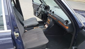 
									Mercedes-Benz 230 TE Automatik,Klimaautomatik,Schiebedach voll								