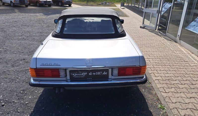
								Mercedes-Benz SL 300 Silber / Leder schwarz/ Automatik voll									
