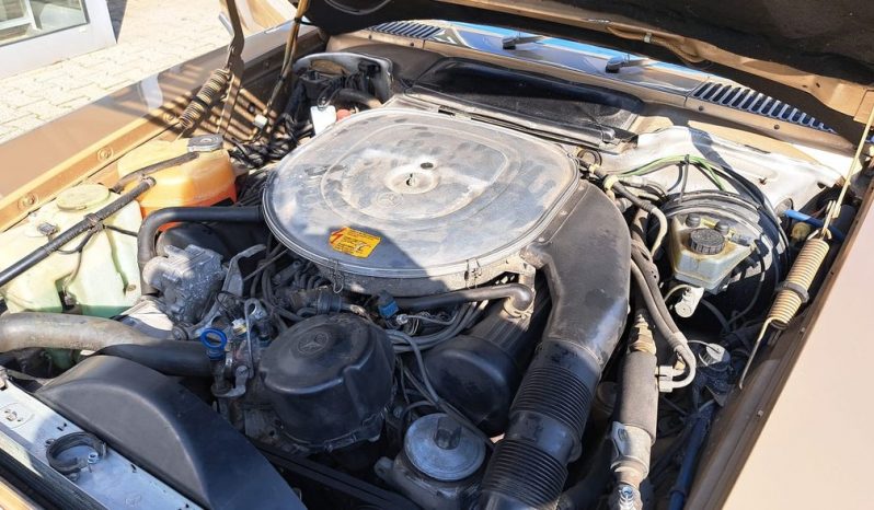 
								Mercedes-Benz SL 560 wenig km voll									