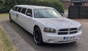 
									Dodge Charger” Super Strech Limo” voll								