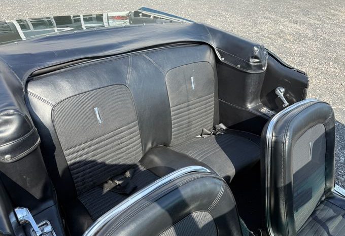 
								Ford Mustang Cabrio 6390 ccm Big Block 390 er voll									