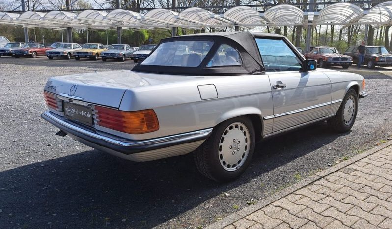 
								Mercedes-Benz SL 300 Silber / Leder schwarz/ Automatik voll									