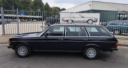 Mercedes-Benz 230 TE Automatik,Klimaautomatik,Schiebedach
