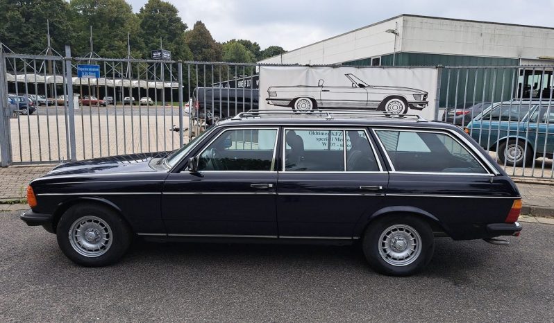 
								Mercedes-Benz 230 TE Automatik,Klimaautomatik,Schiebedach voll									