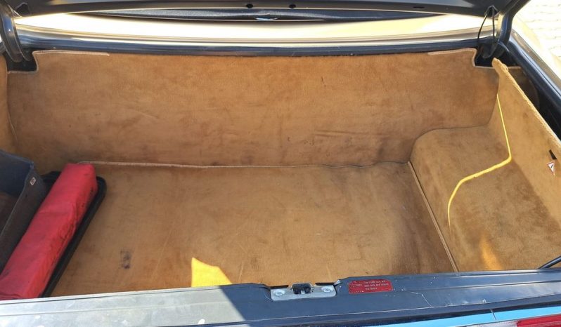 
								Mercedes-Benz SL 560 wenig km voll									