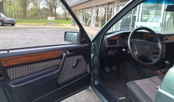 
									Mercedes-Benz 190 E 1.8 ESSD/ Scheckheft TOP voll								