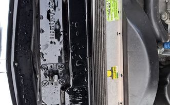 
									Mercedes-Benz SL 560 Schwarz Uni / Leder Mittelrot voll								