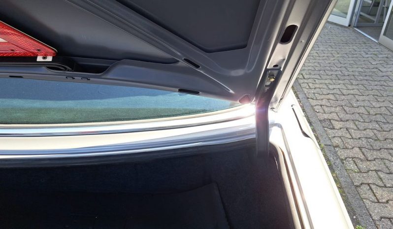 
								Mercedes-Benz 350 SE TOP gepflegt aus 2. Hand voll									