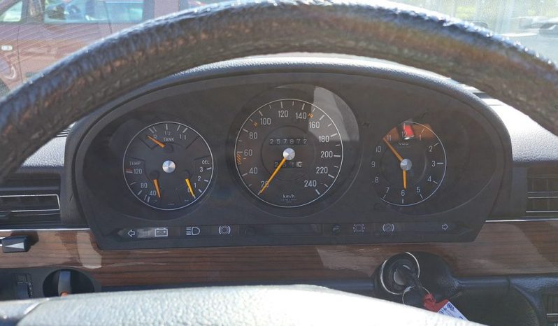 
								Mercedes-Benz 350 SE TOP gepflegt aus 2. Hand voll									