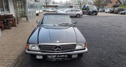 Mercedes-Benz SL 560 Schwarz Uni / Leder Mittelrot