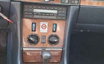 
									Mercedes-Benz SL 300 Automatik voll								