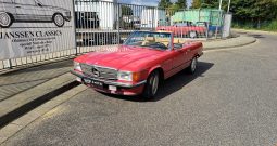Mercedes-Benz SL 560 Rot/Dattel