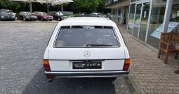 Mercedes-Benz 280 TE Automatik / Schiebedach TOP