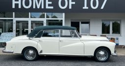 Mercedes-Benz 300 D Adenauer Cabrio