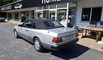 
									Mercedes-Benz CE 300 24V Cabrio Silber / Leder schwarz voll								