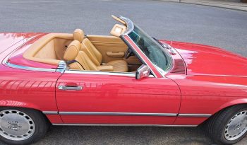 
									Mercedes-Benz SL 560 Rot/Dattel voll								