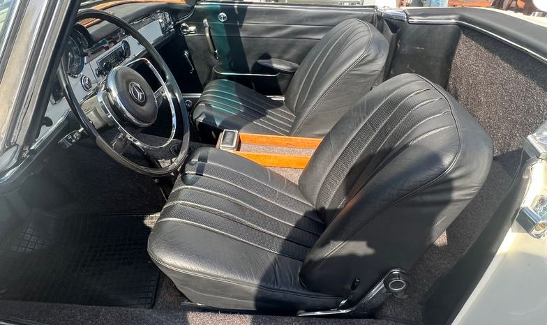 
								Mercedes-Benz SL 230 Pagode/ Schalter/ Motor revidiert voll									